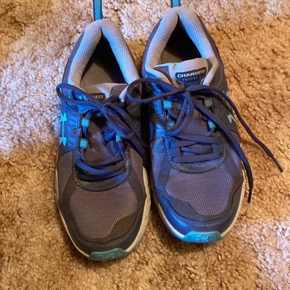 Under armour shoe